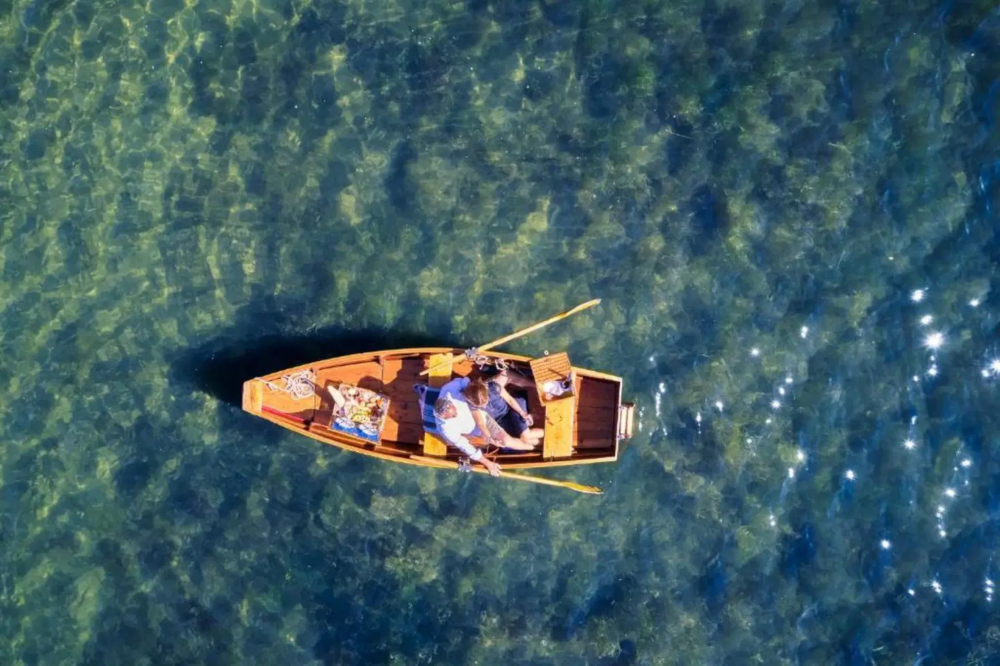 Fish Inn HEALTH_BEAUTY