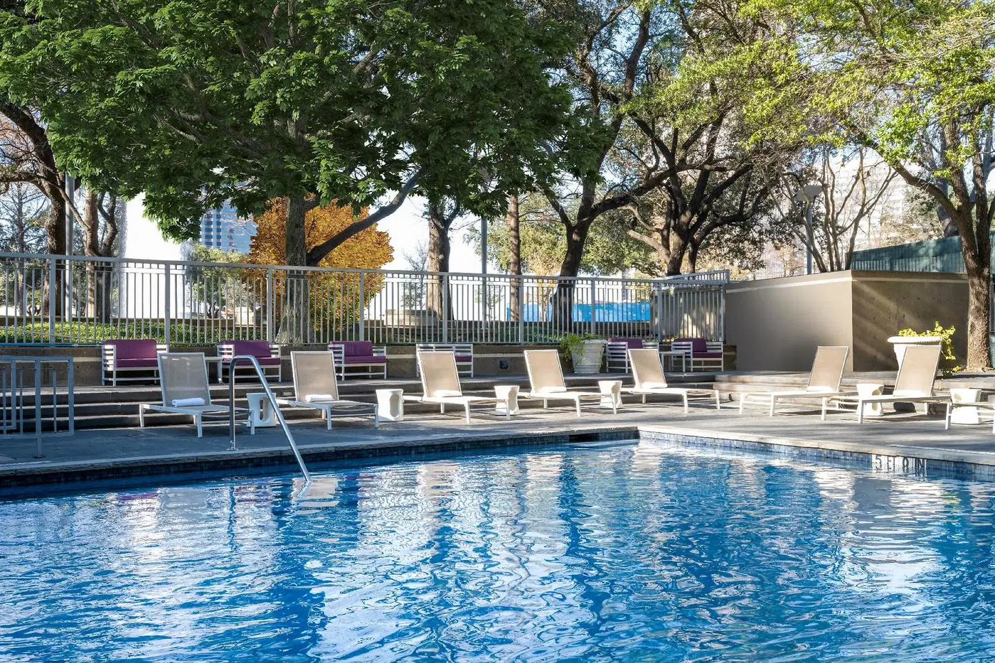 Hilton Dallas Lincoln Centre OUTDOOR_POOL