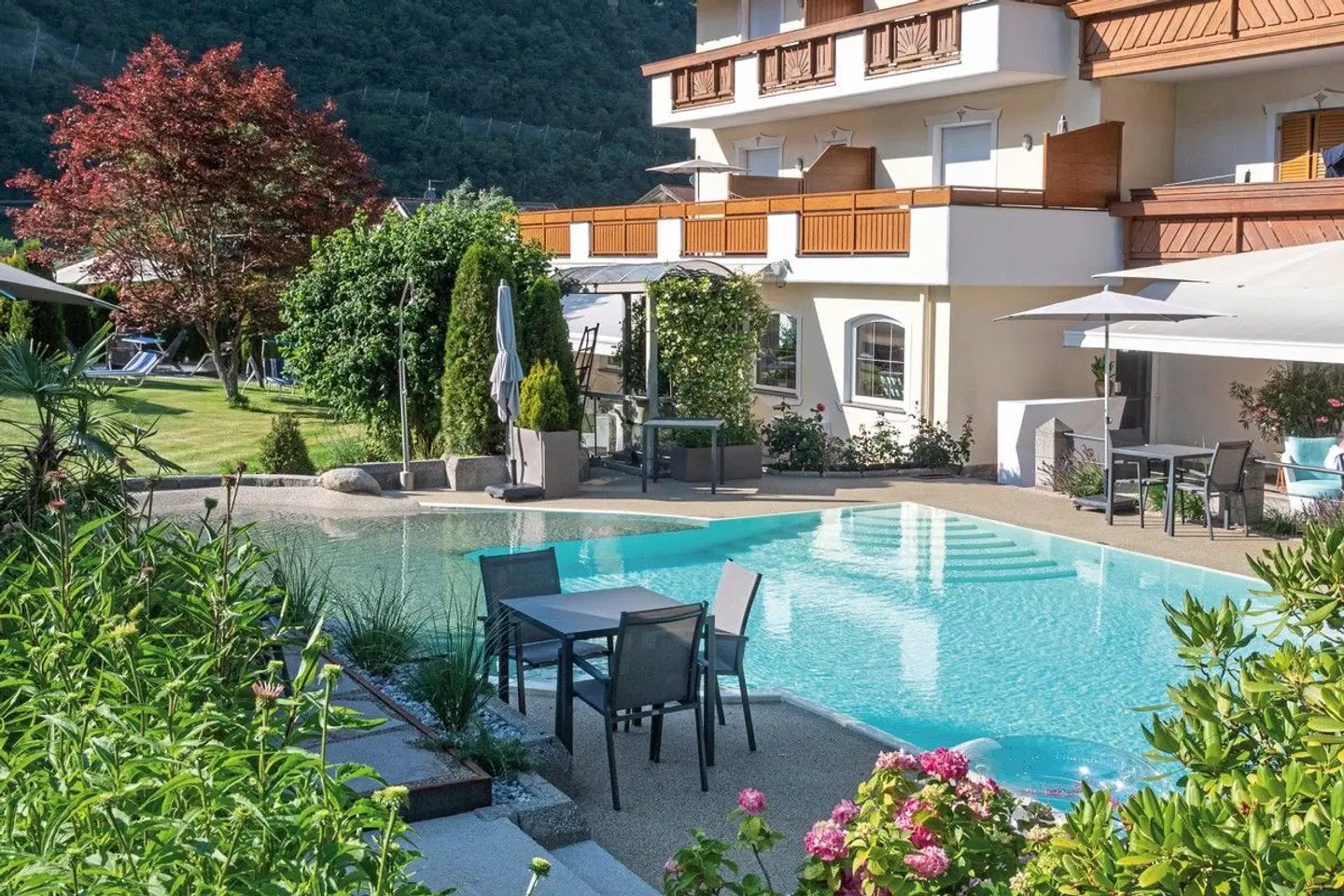 Bischofhof OUTDOOR_POOL