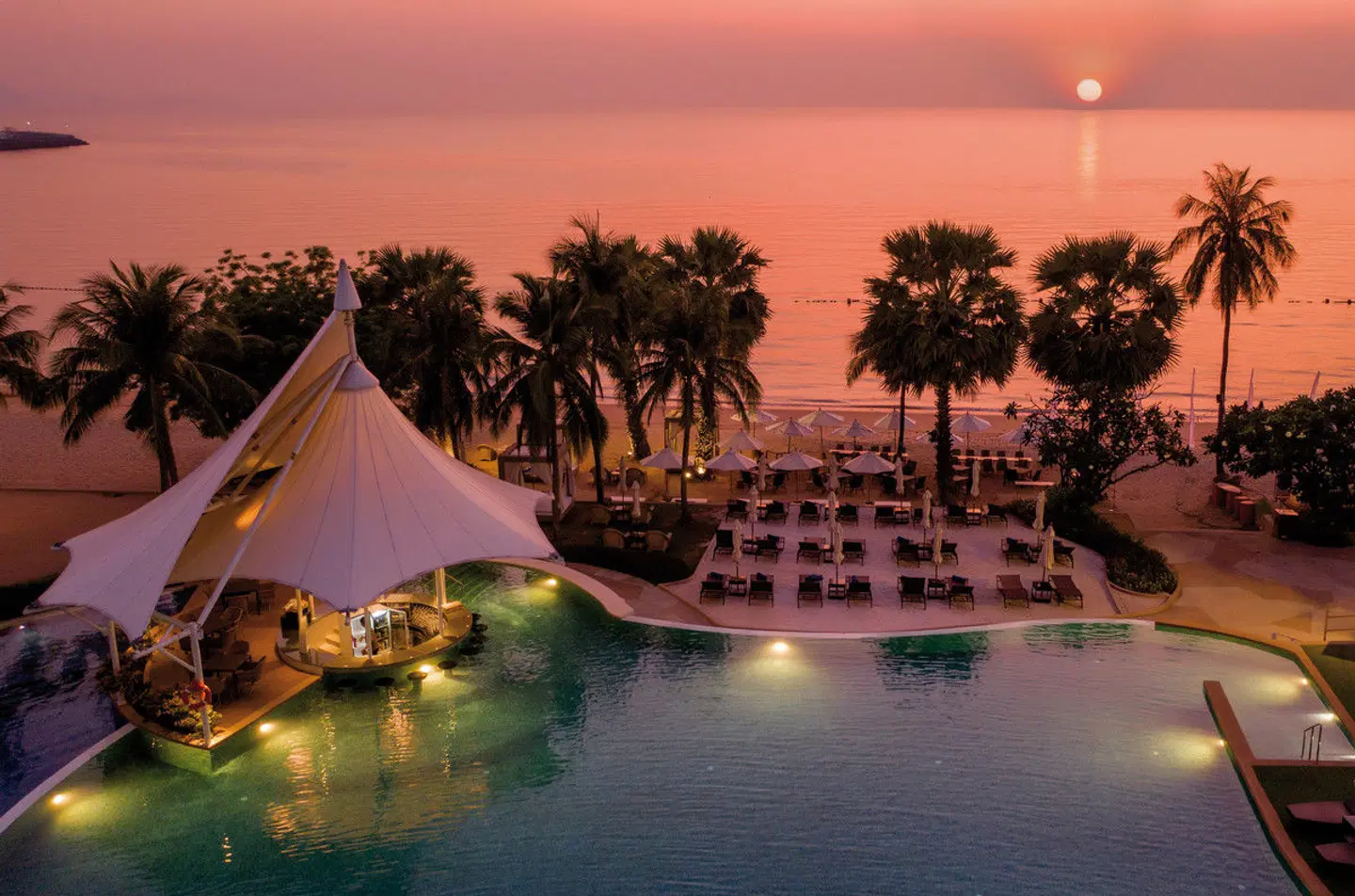 Mövenpick Siam Na Jomtien Pattaya Terrasse