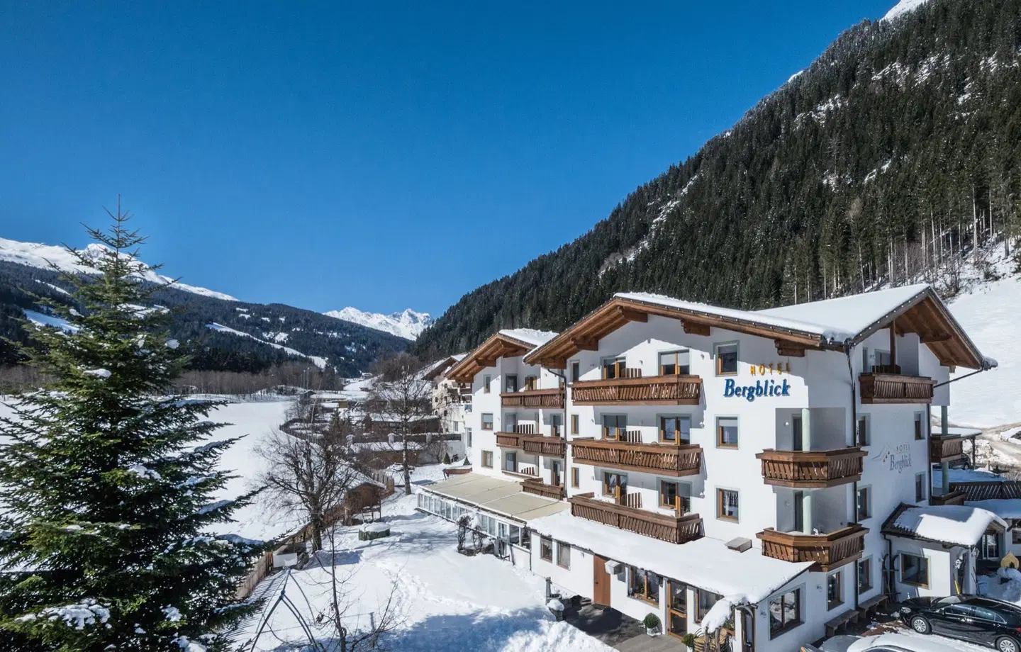 Hotel Bergblick EXTERIOR