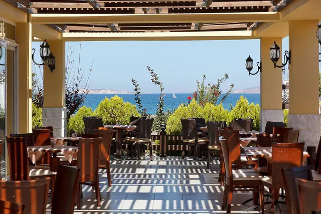 Gaia Royal Hotel RESTAURANT