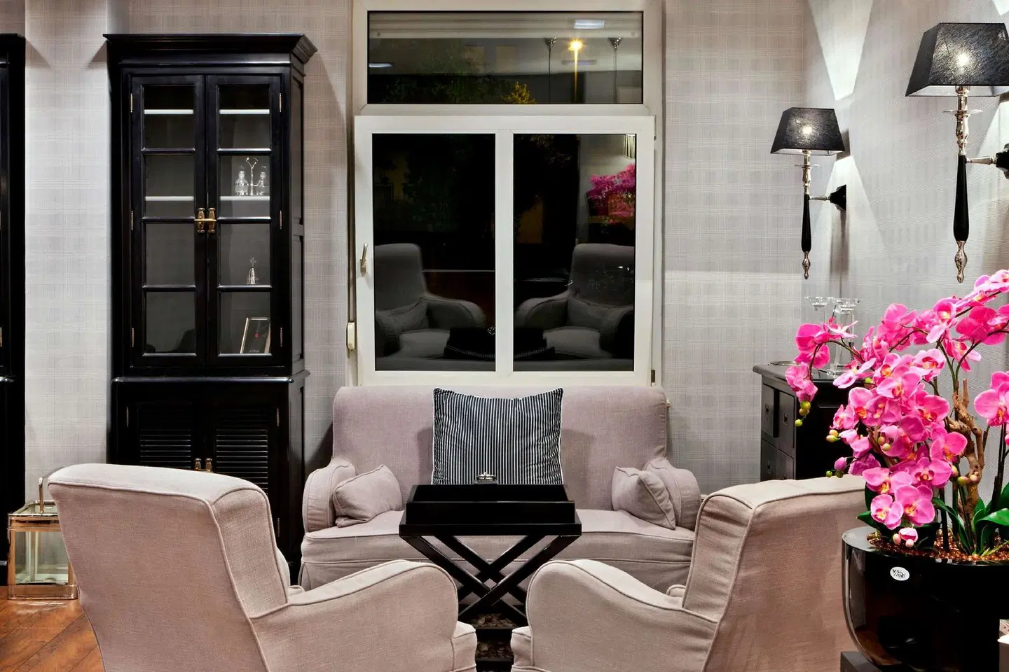 TRYP By Wyndham Luebeck Aquamarin LOUNGE_LOBBY