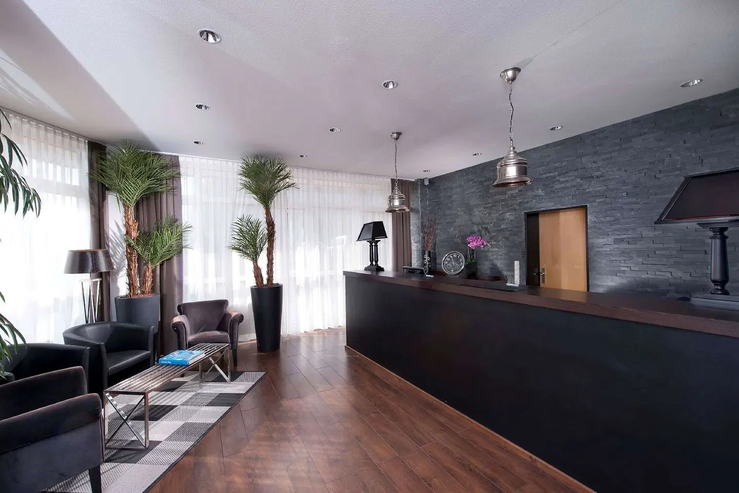 TRYP By Wyndham Luebeck Aquamarin LOUNGE_LOBBY