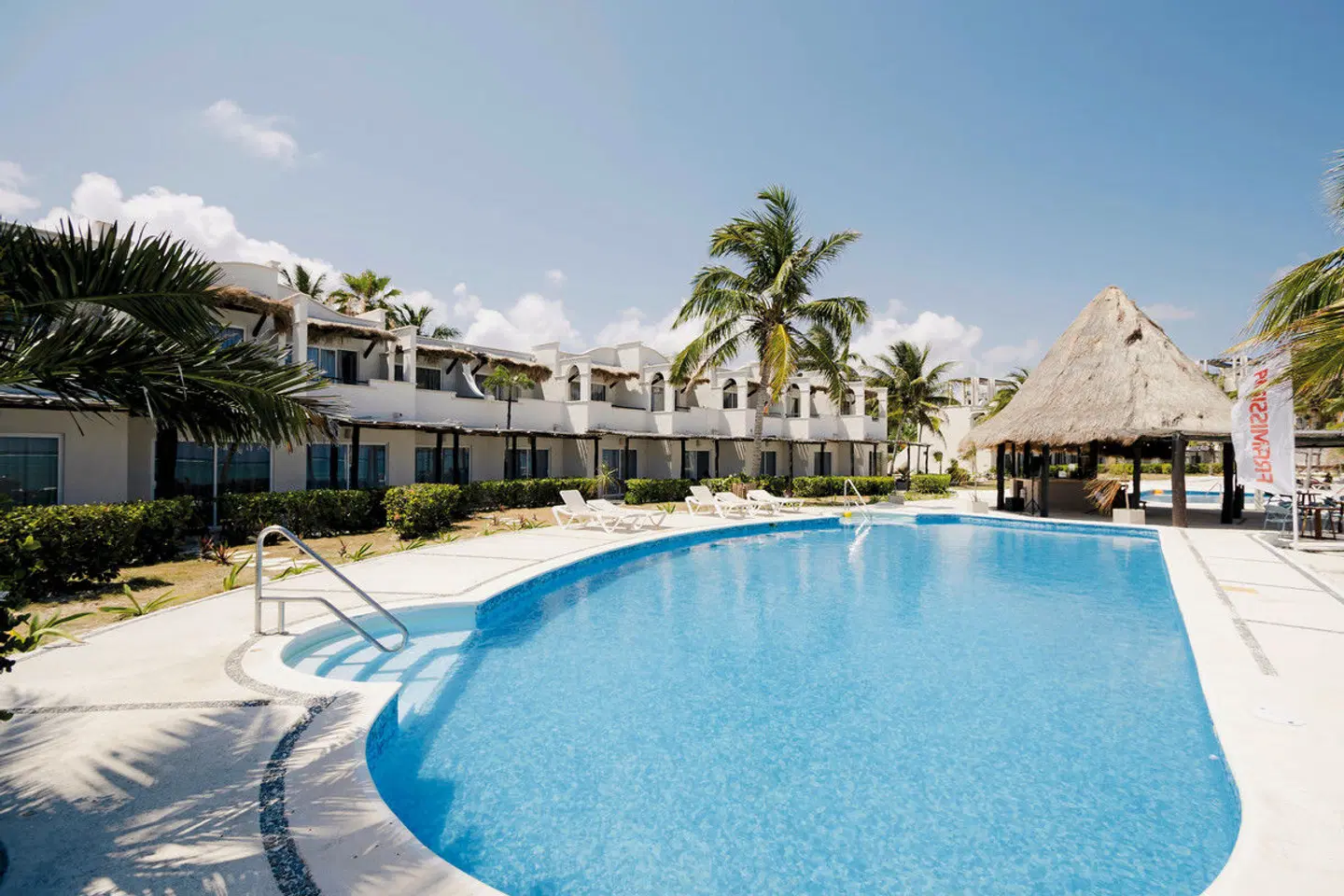 VR Club Tulum Riviera OUTDOOR_POOL