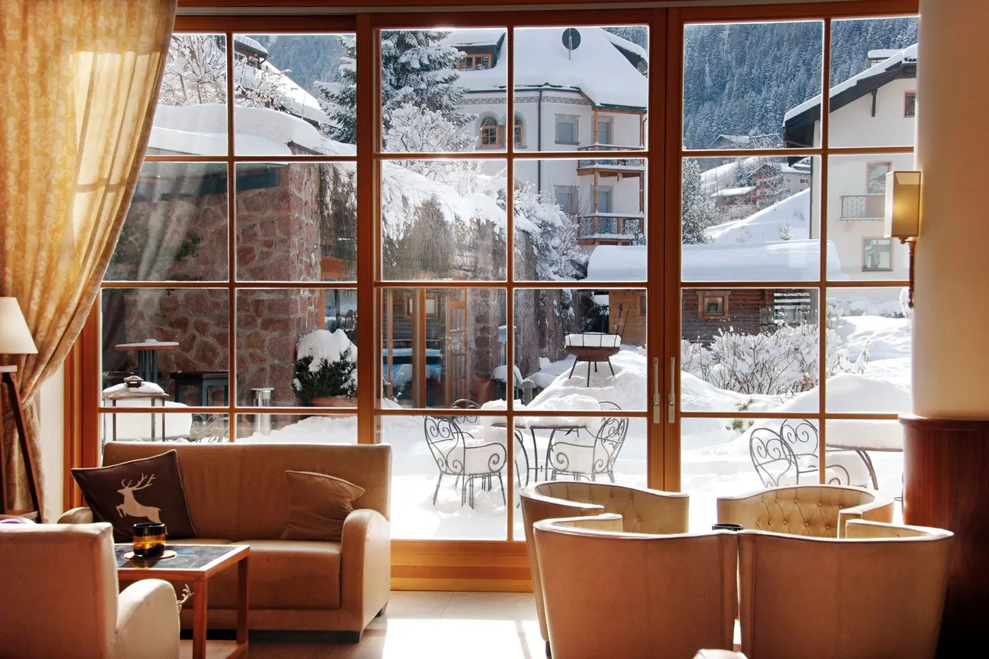 Angelo Engel LOUNGE_LOBBY