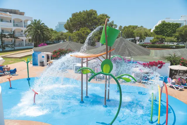 Club Es Talaial OUTDOOR_POOL