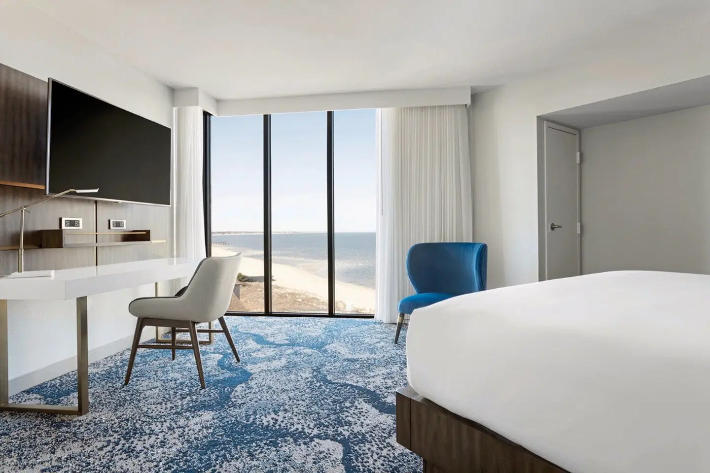 Delta Hotels Virginia Beach Waterfront ROOM_EXAMPLE