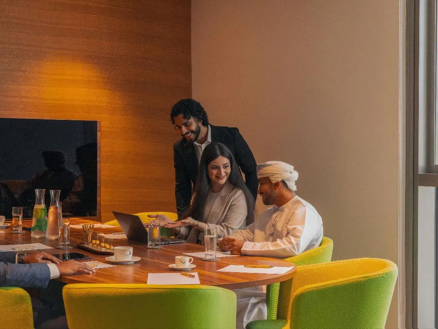 Mövenpick Hotel and Hotel Apartments Ghala Muscat Terrasse