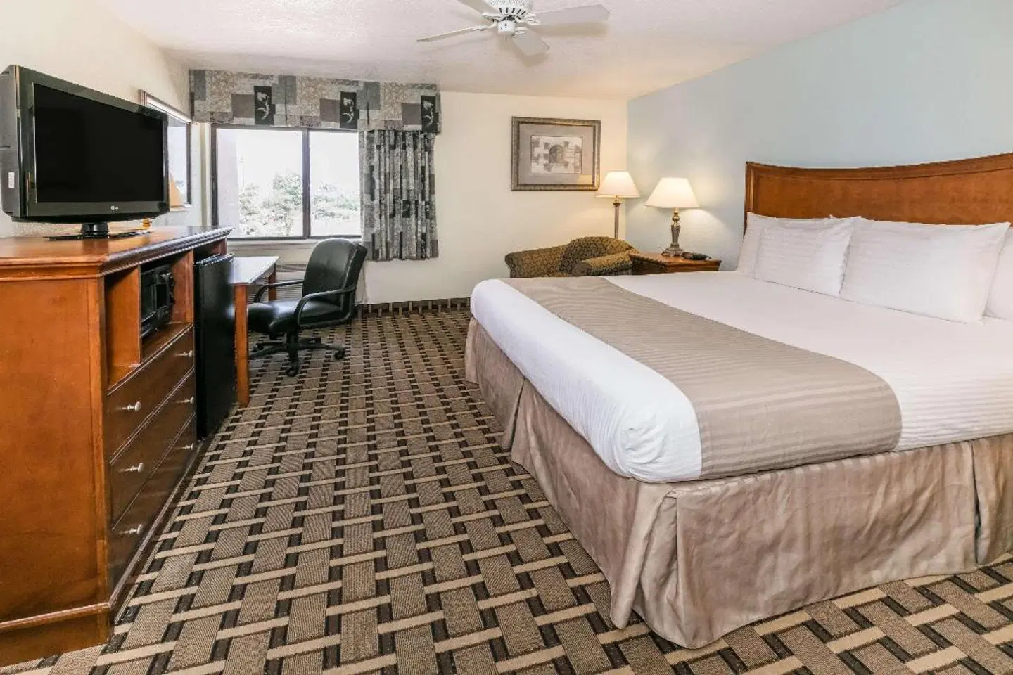Baymont by Wyndham Arlington At Six Flags Dr ROOM_EXAMPLE