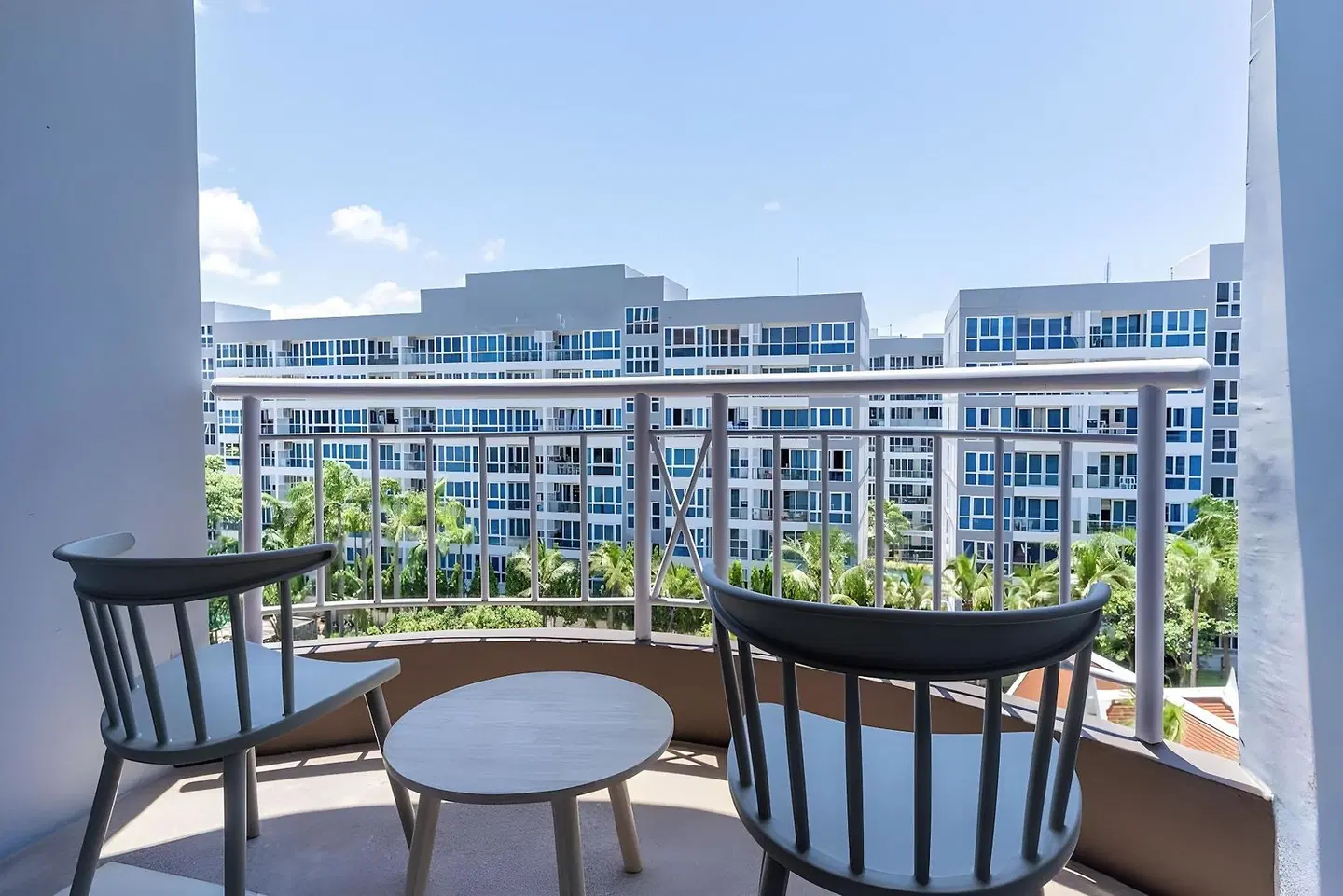 Heeton Concept Hotel Pattaya Terrasse