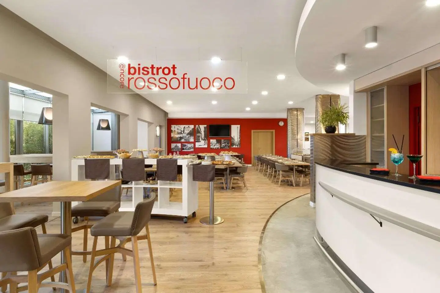 Ramada Encore by Wyndham Bologna LOUNGE_LOBBY