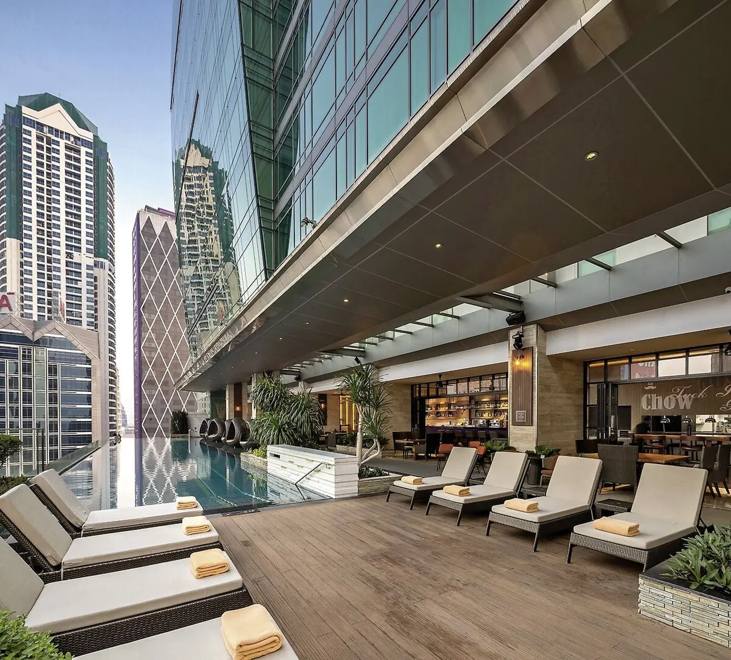 Eastin Grand Hotel Sathorn Bangkok Terrasse