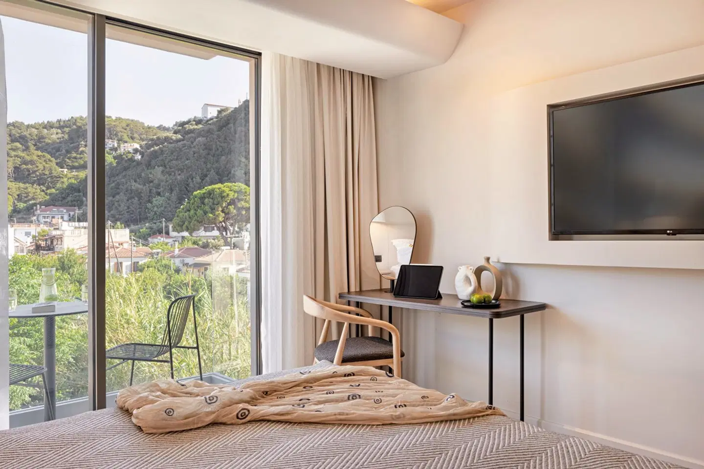 Erato by Samian Mare ROOM_EXAMPLE