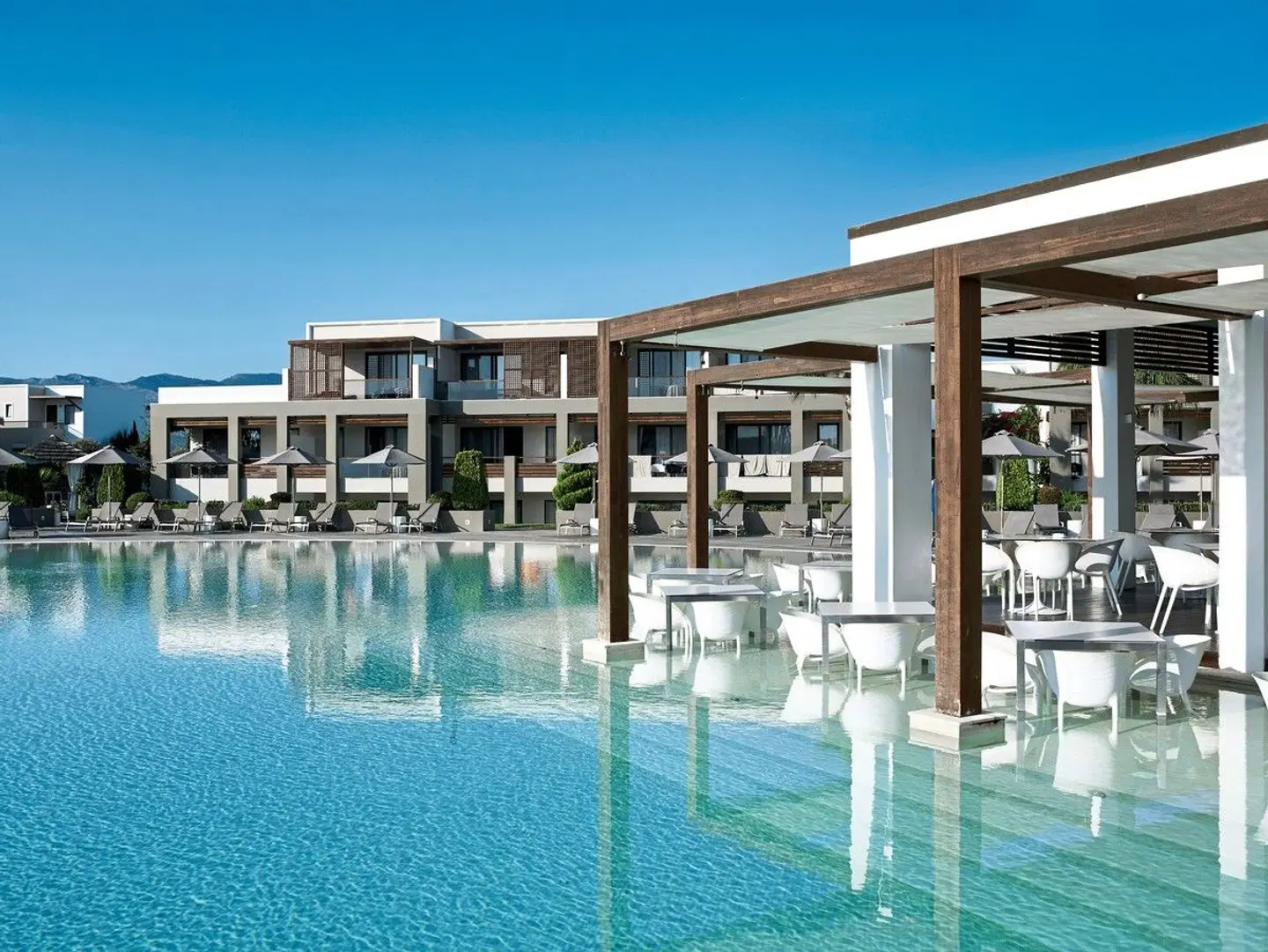 Sentido Pelagos Suites & Spa OUTDOOR_POOL
