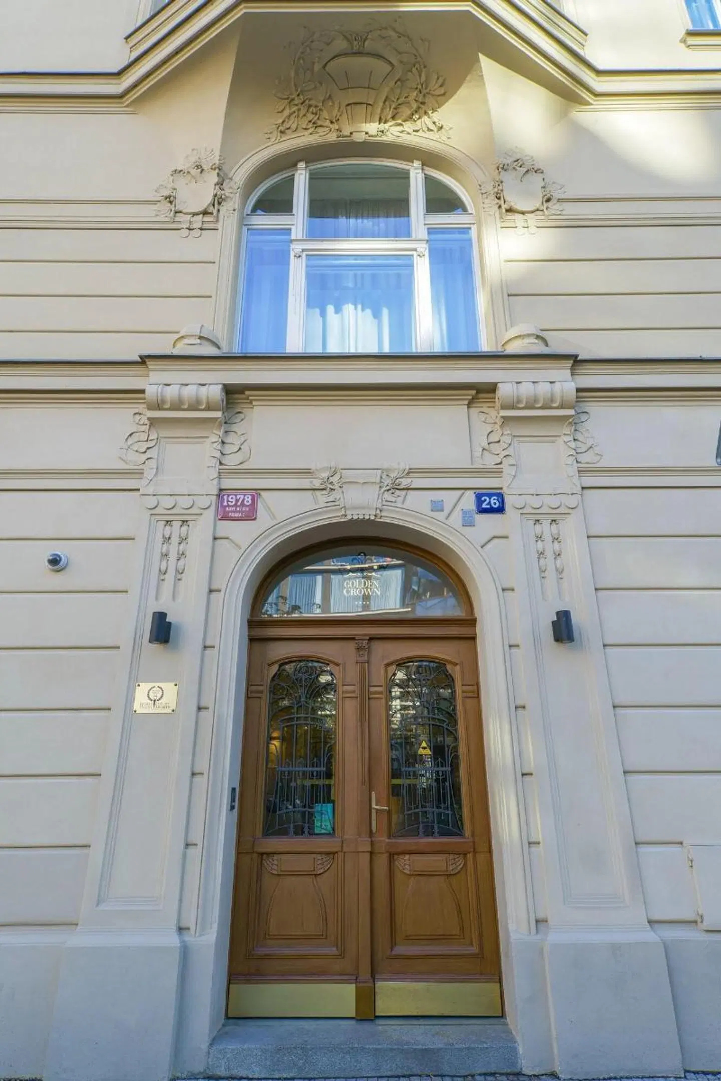 Golden Crown EXTERIOR