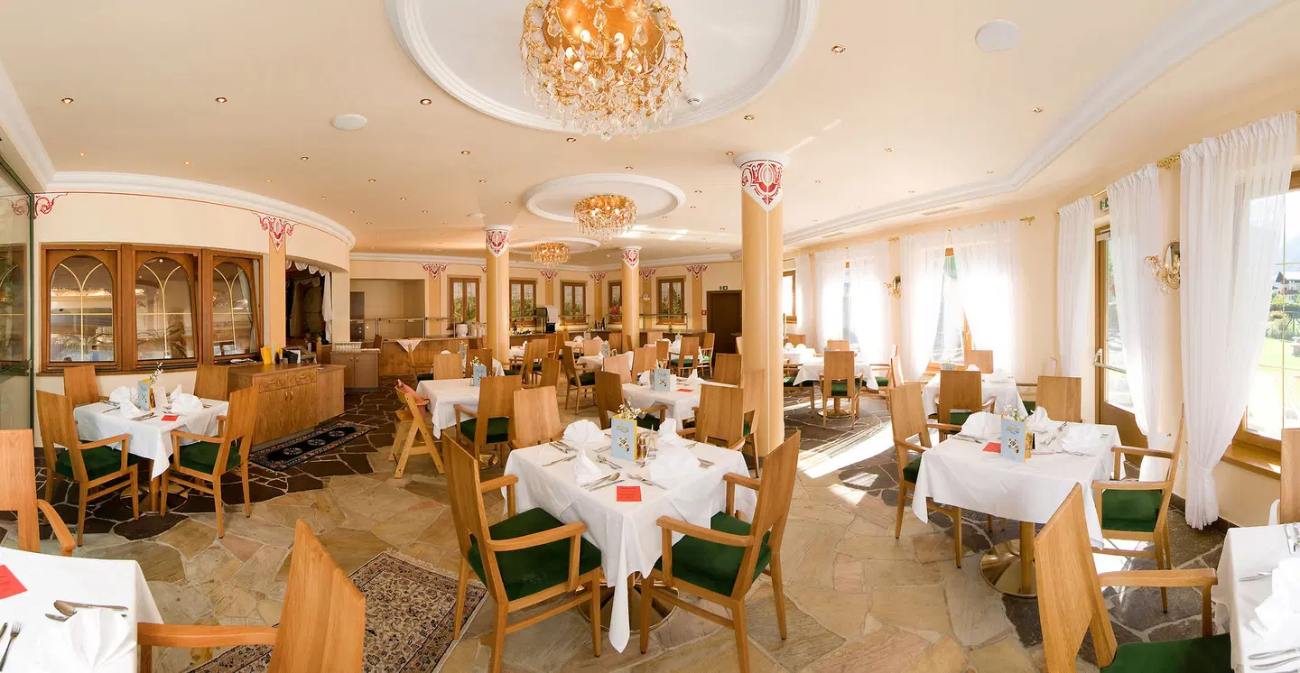 Sport & Spa Hotel Strass Restaurant