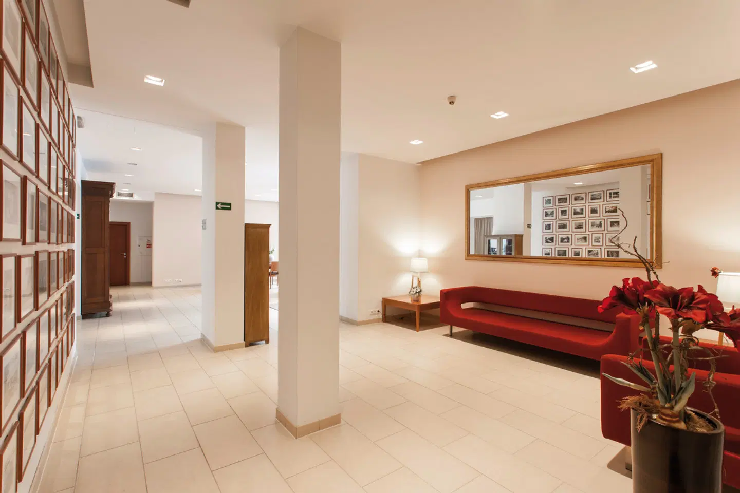 Hotel Carol LOUNGE_LOBBY