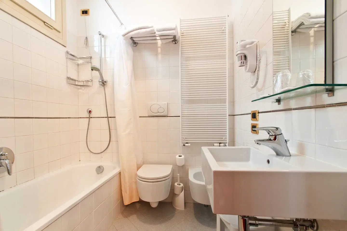 Al Graspo de Ua Badezimmer