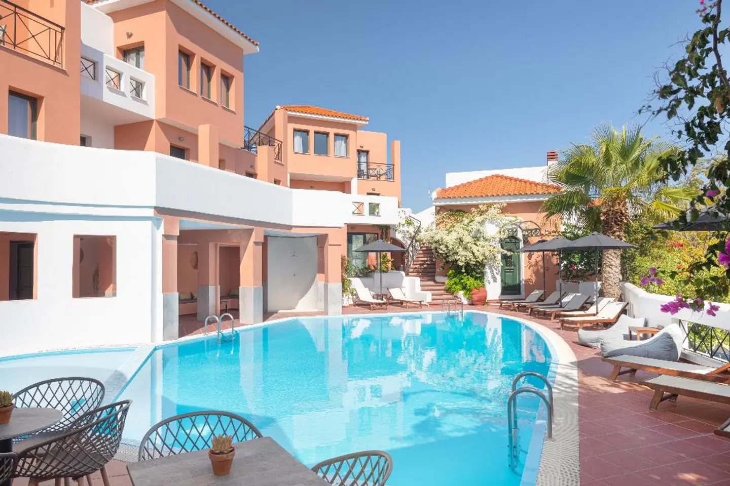 Nisea Hotel Samos OUTDOOR_POOL