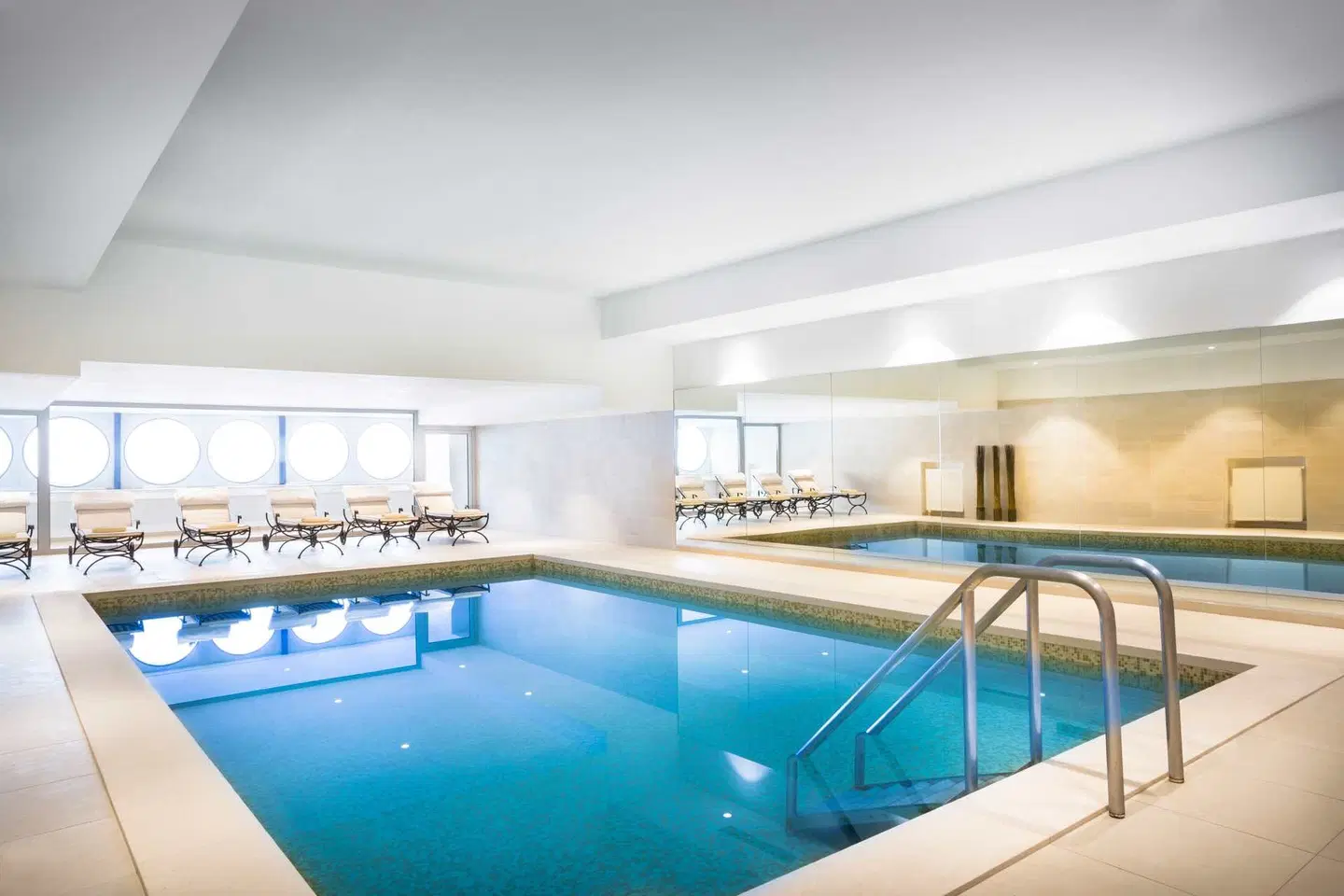 Remisens Premium Hotel Kvarner Hallenbad