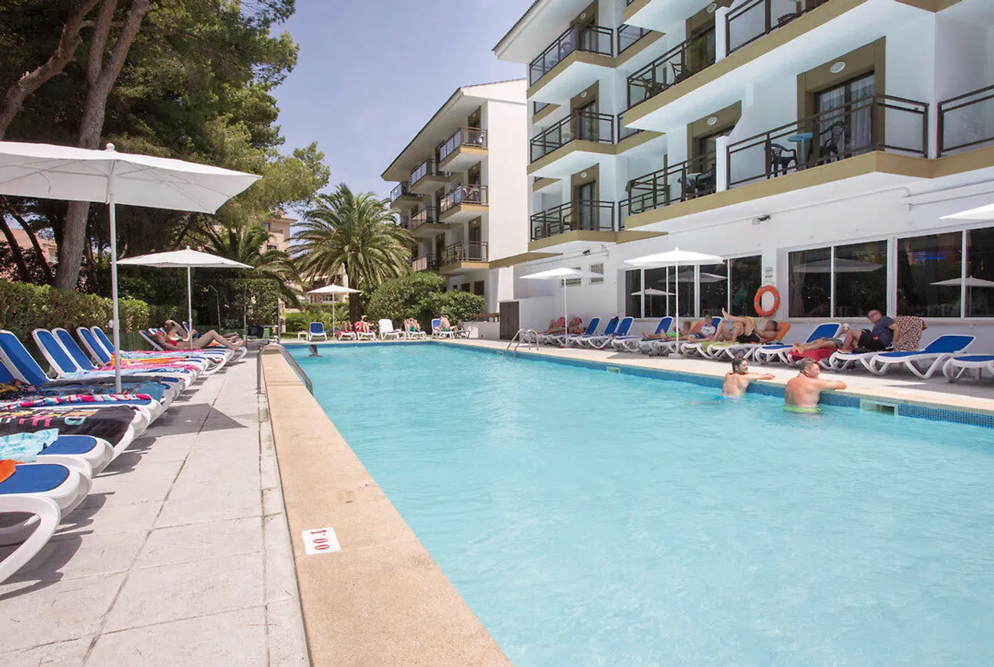 Guya Wave OUTDOOR_POOL