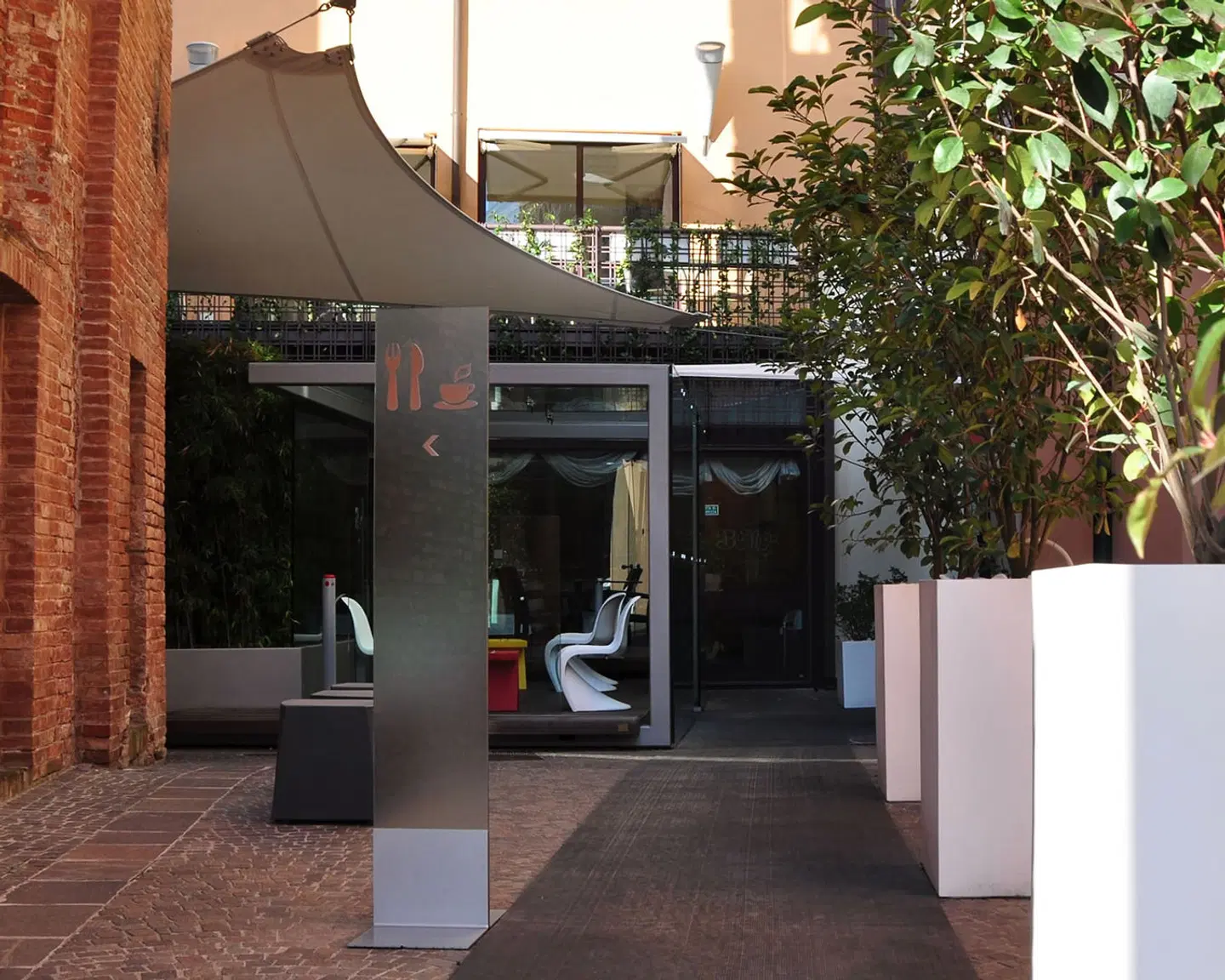 Mercure Ferrara EXTERIOR