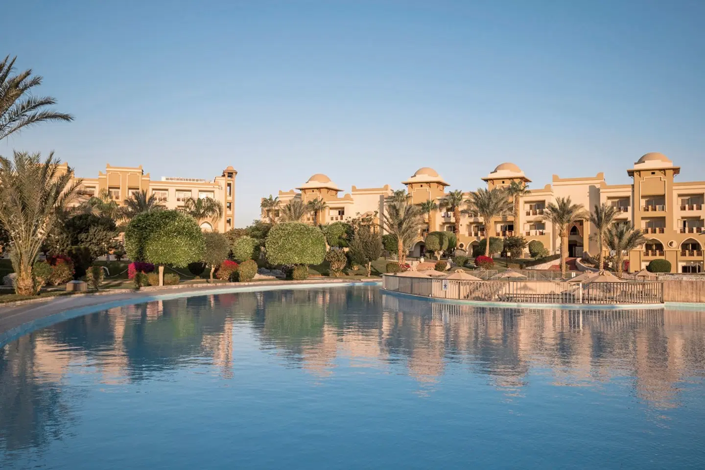 Serenity Alpha Beach OUTDOOR_POOL