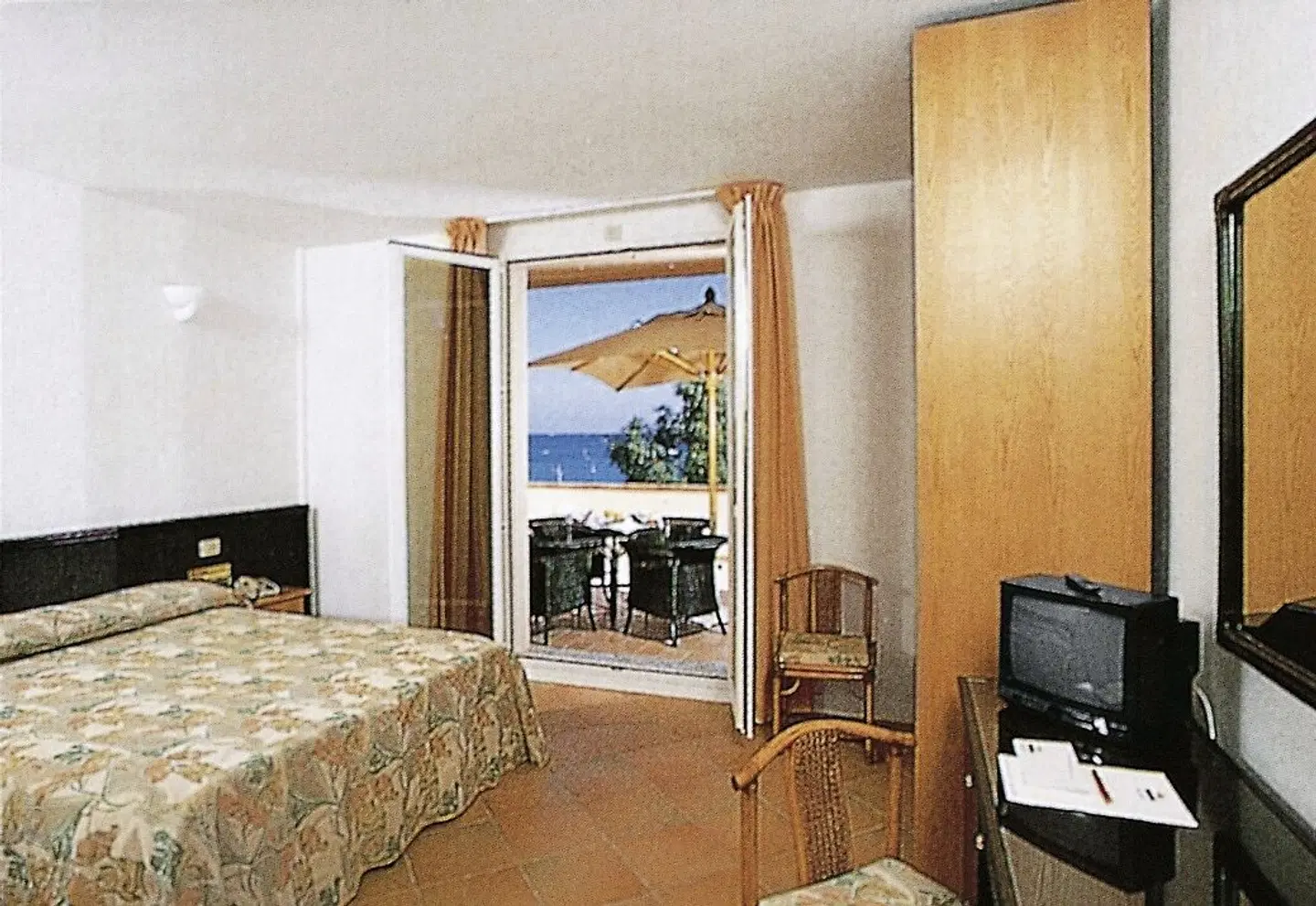 Riva del Sole ROOM_EXAMPLE