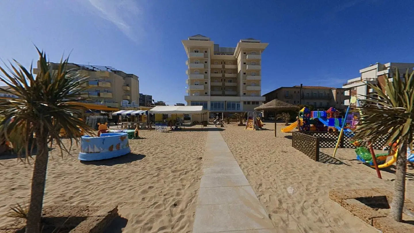 Hotel Imperial Beach Strand