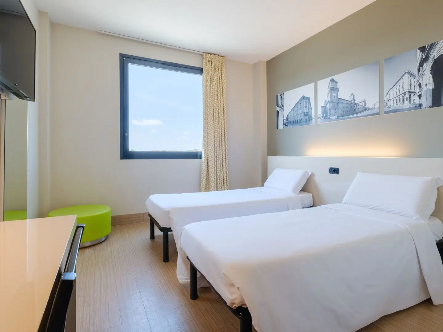 B&B Ferrara ROOM_EXAMPLE