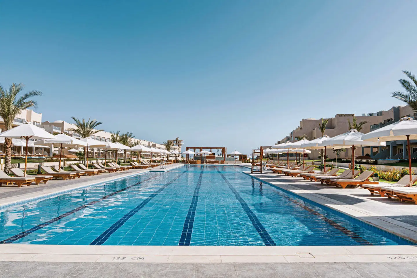 Diamond Beach by Pearl Resort OUTDOOR_POOL