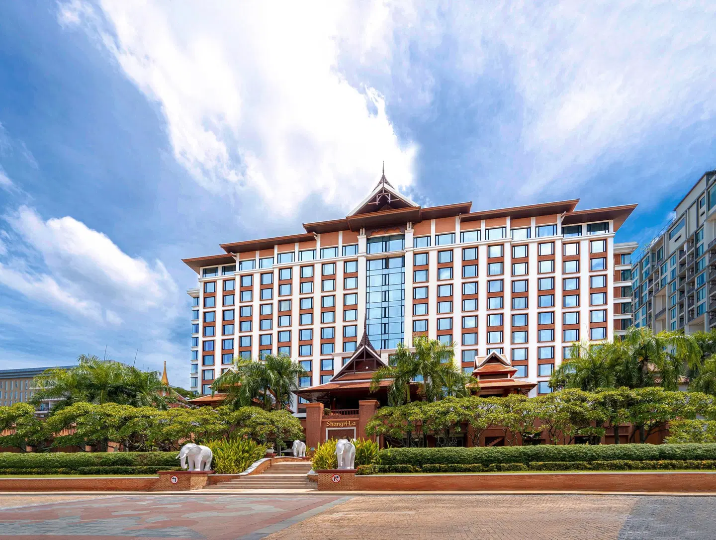 Shangri-La Chiang Mai EXTERIOR