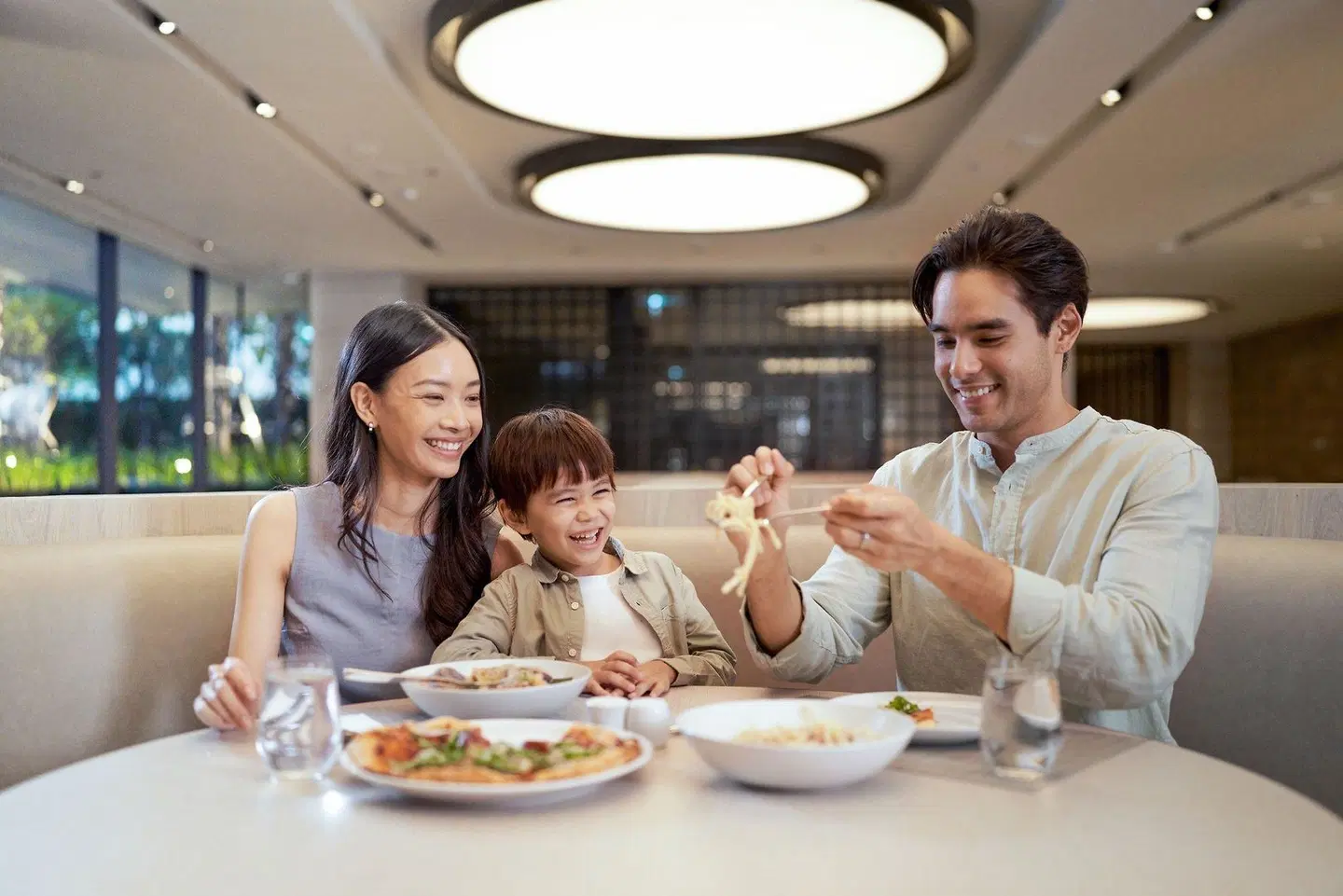 Courtyard by Marriott Bangkok Suvarnabhumi Airport PEOPLE
