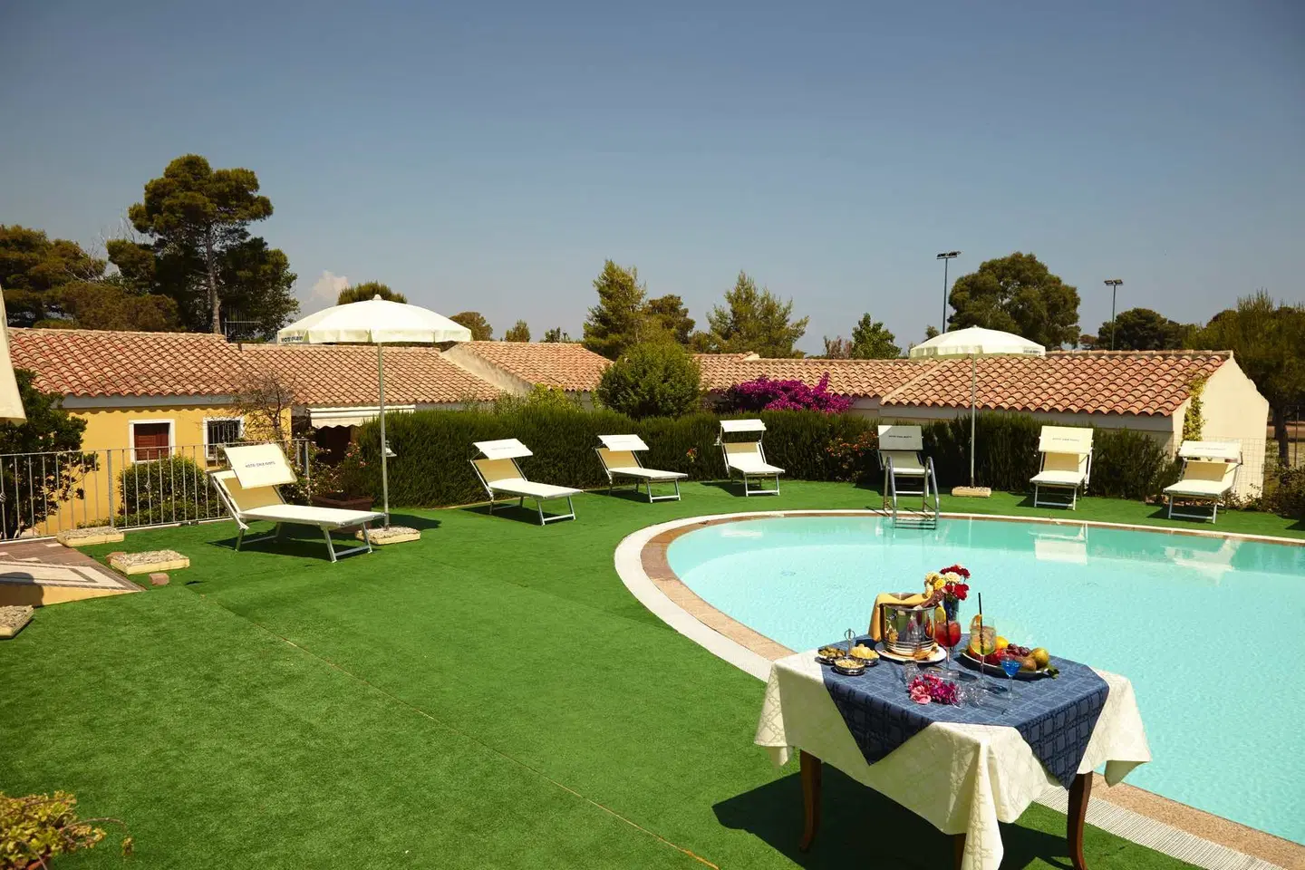 Cala Mirto OUTDOOR_POOL