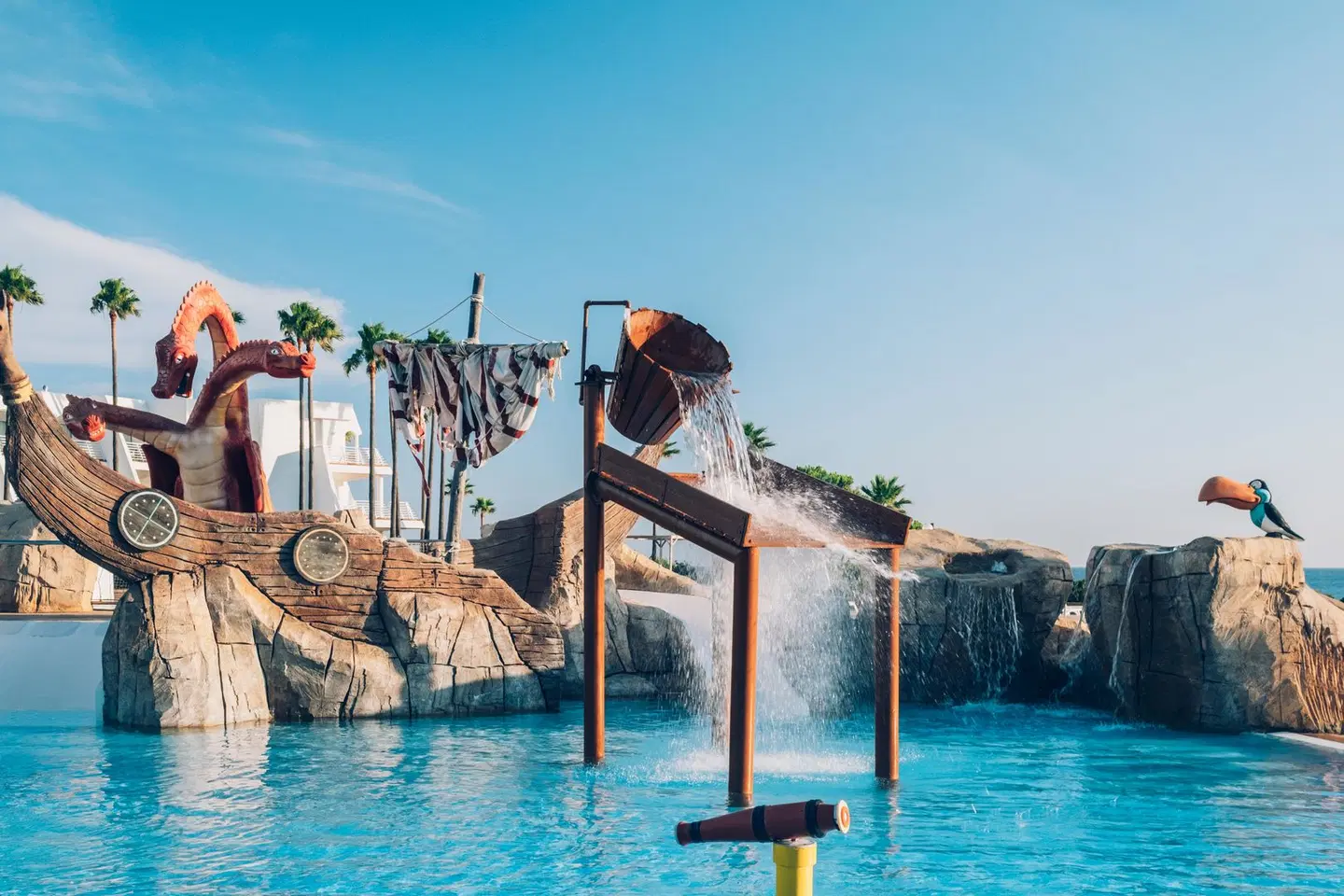 Iberostar Waves Royal Andalus OUTDOOR_POOL