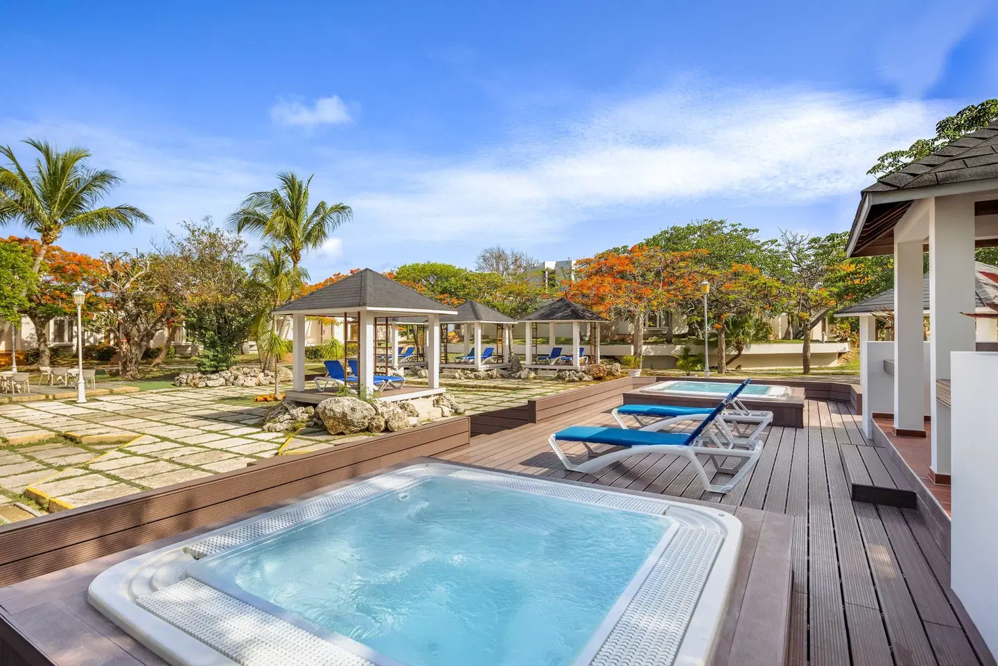 Sol Palmeras OUTDOOR_POOL