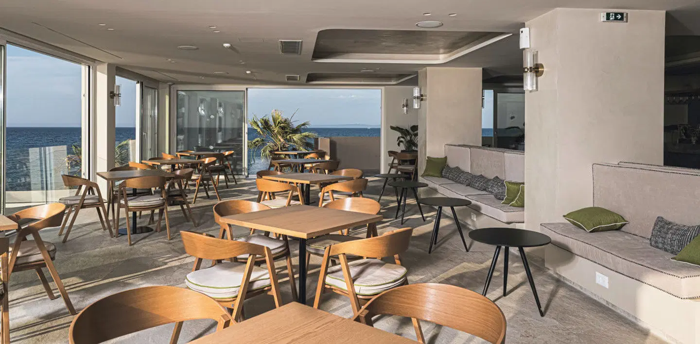 Alexandra Beach Resort & Spa Terrasse