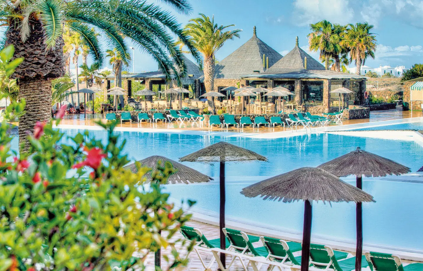 Beatriz Costa & Spa OUTDOOR_POOL