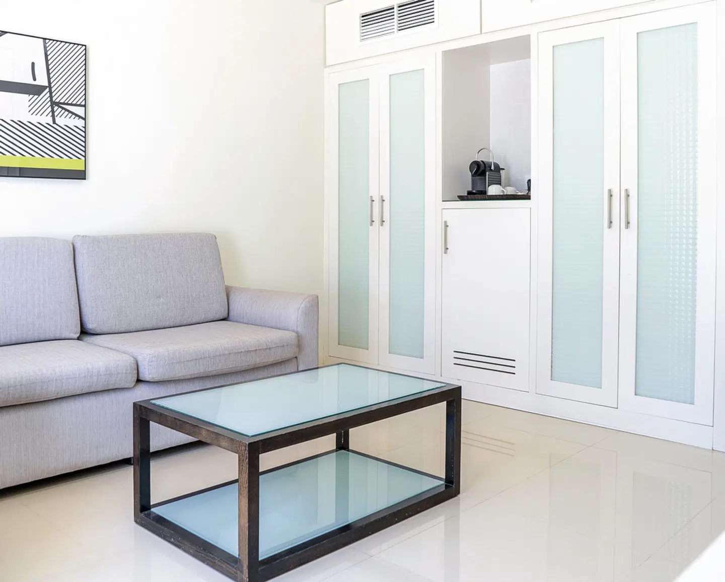 H10 White Suites Boutique ROOM_EXAMPLE