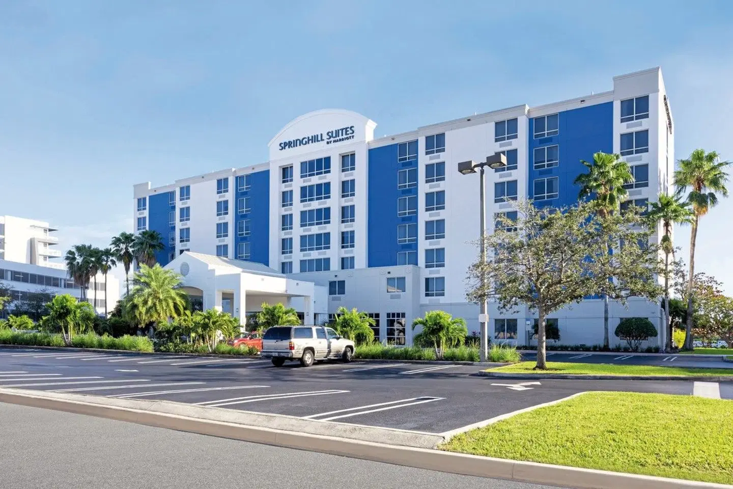Springhill Suites Miami Airport South Blue Lagoon EXTERIOR