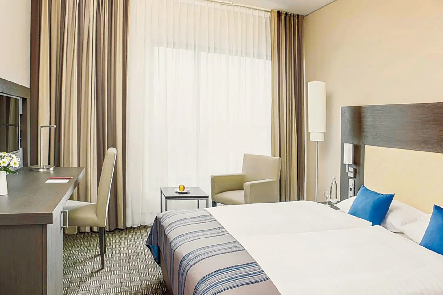 IntercityHotel Hamburg Dammtor-Messe ROOM_EXAMPLE