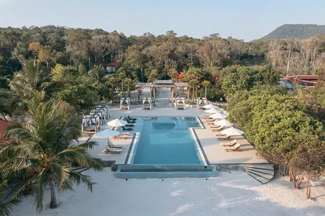 La Passion by Achariyak OUTDOOR_POOL