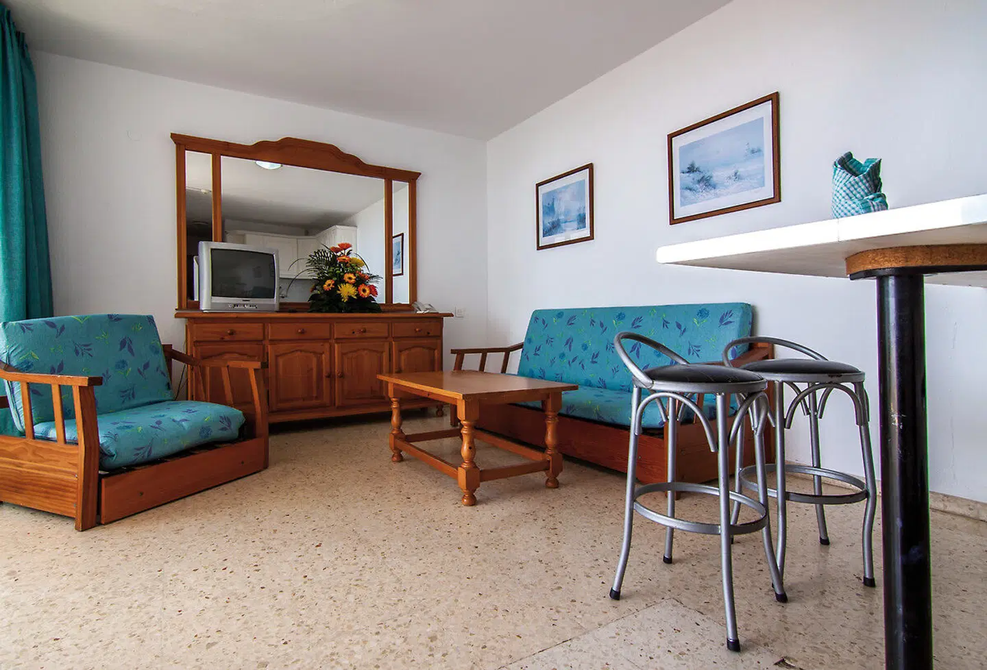 Corona Roja ROOM_EXAMPLE