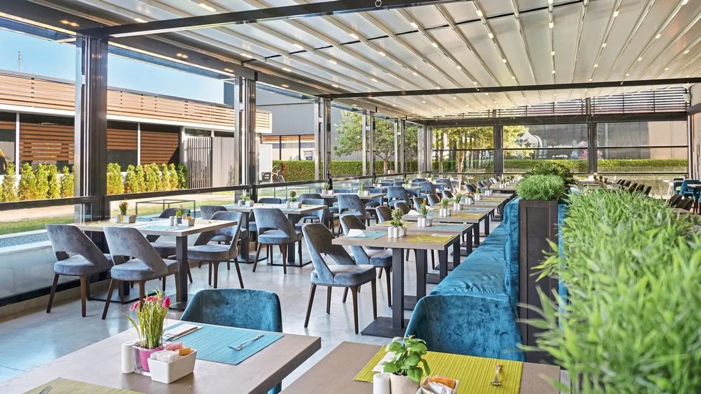 DIT Evrika Beach Club Hotel RESTAURANT