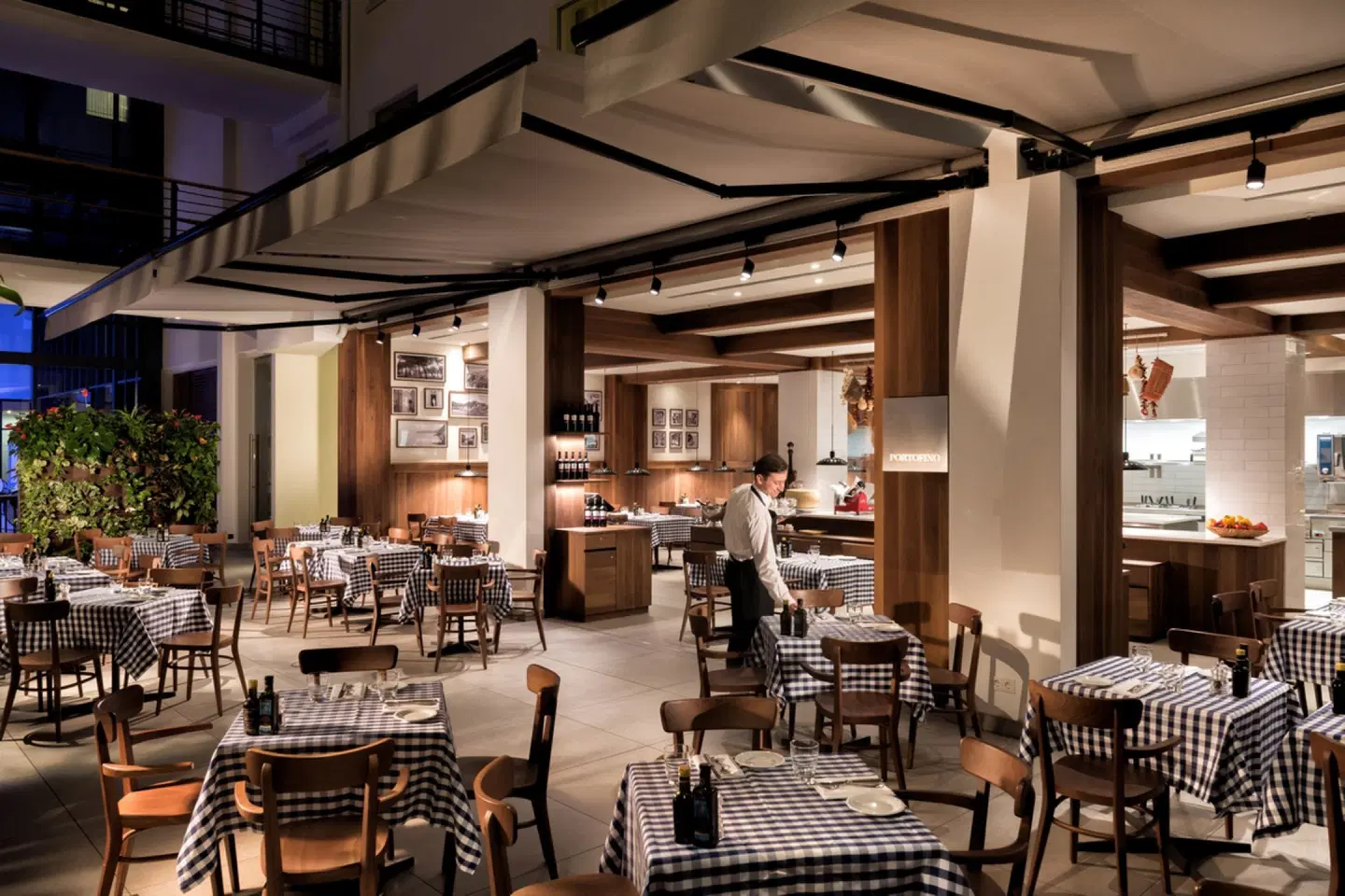 Estrel Berlin Restaurant