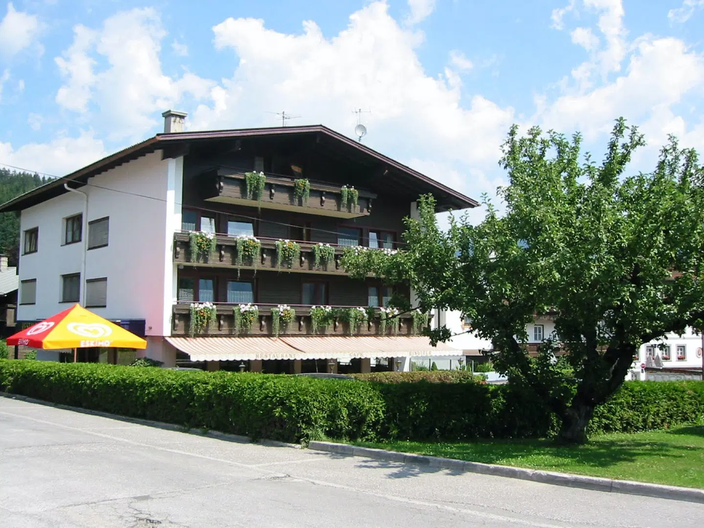 Pension Gasthof Hoppeter EXTERIOR