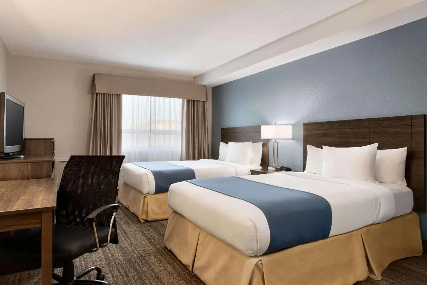 Travelodge Suites New Glasgow ROOM_EXAMPLE