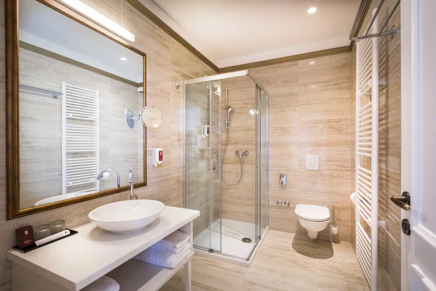 Hotel Bellevue Badezimmer