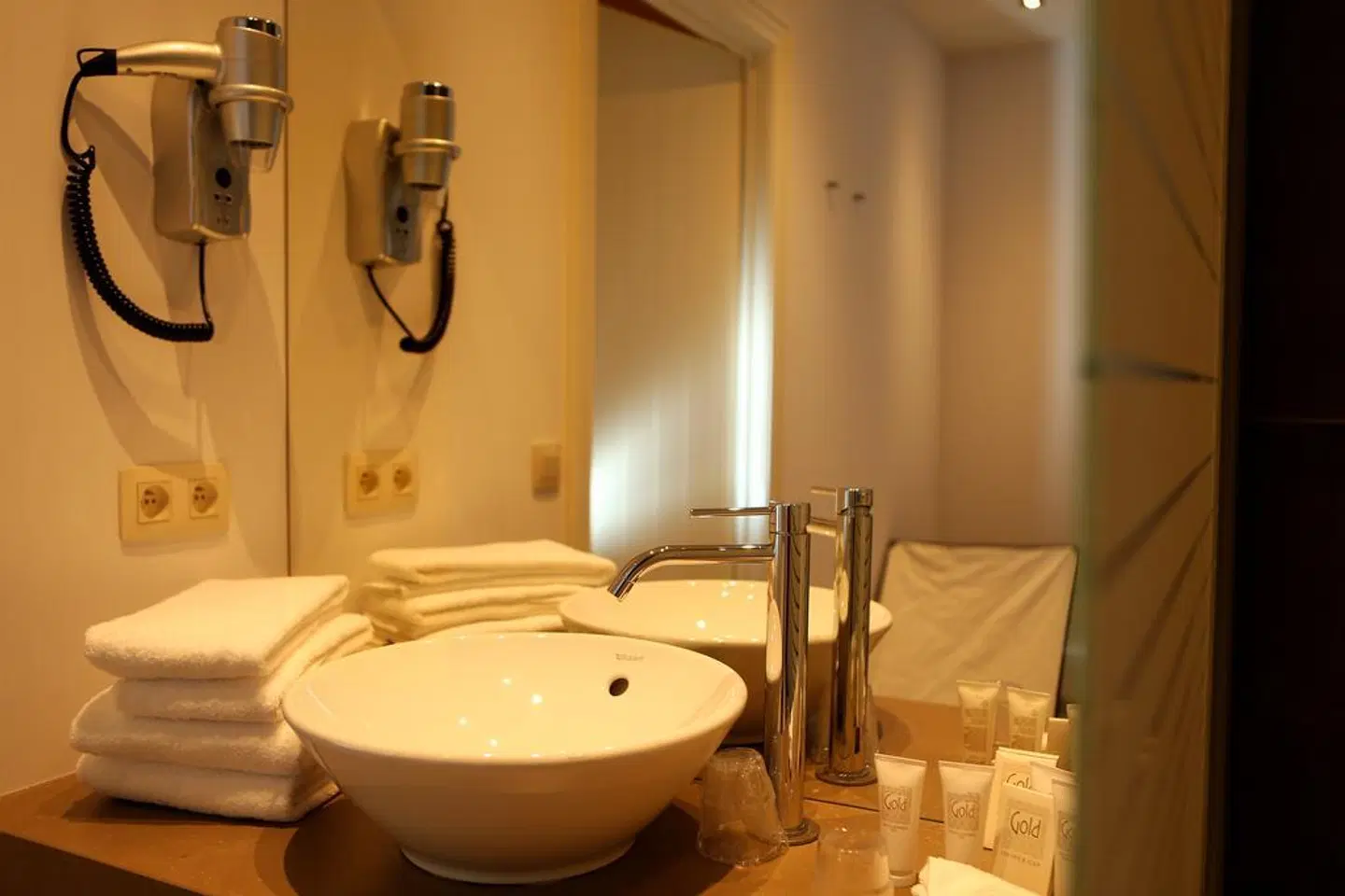 Hotel Acacia Badezimmer